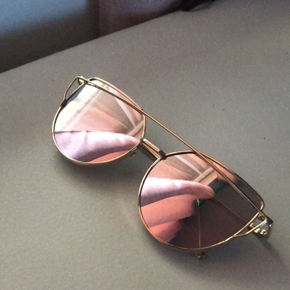 Pink Barbie mirror oversized cateye sunglasses glam sexy reflective beach summer - Picture 3 of 5